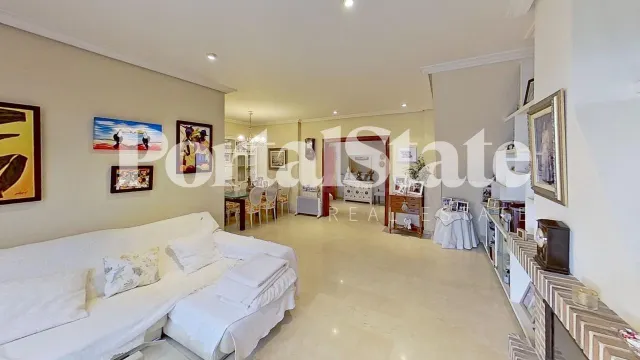 Pareado 6 habitaciones 226m² en venta - En Corts - foto 2