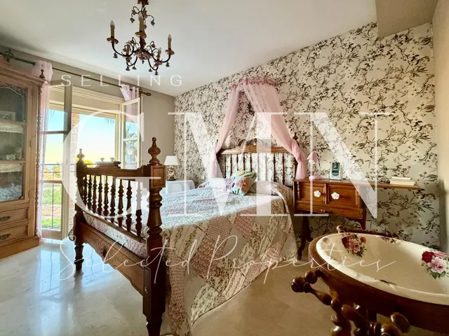 Un pequeño palacete con vistas al mar mediterráneo en Finestrat — 47