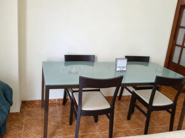 Piso Reformado en Alquiler - Ideal para Estudiantes en Avenida de Barcelona — 2