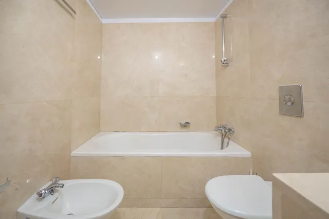 FUENTE DE LAS BATALLAS-PISO DE 197m2 EN EDIFICIO ZAIDA — 38