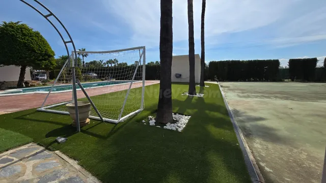Impresionante Chalet en Algoros a 5 minutos de Elche - foto 4