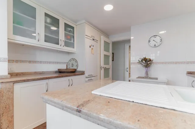 Apartamento frontal en el Paseo Marítimo del Torreón - Benicasim — 26
