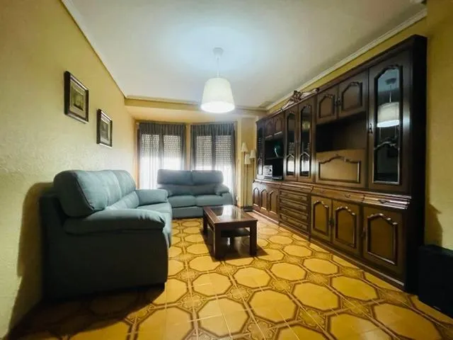 Piso de 4 habitaciones enfrente de la universidad — 9