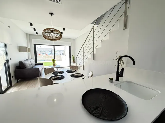 ÚLTIMO DÚPLEX DE OBRA NUEVA EN COMPLEJO RESIDENCIAL – ORIHUE - foto 4