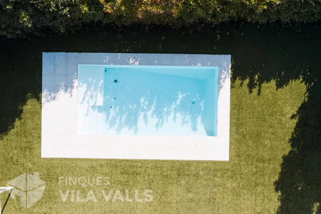 Chalet con piscina y 6 habitaciones en Can Regasol — 13