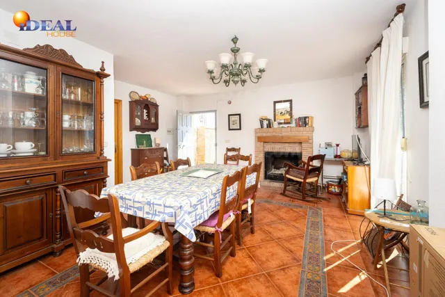 FINCA URBANA ÚNICA CON DOS VIVIENDAS EN GÜÉJAR SIERRA - foto 5