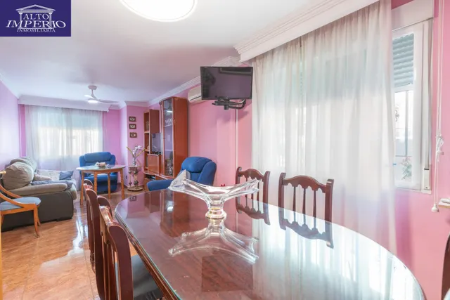 Casa independiente a 5 minutos de Granada en buen estado para entrar a vivir — 25
