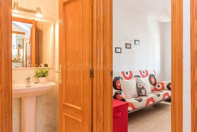 BONITO APARTAMENTO EN TORREVIEJA:3 HAB, 1 BAÑO, 1 ASEO — 3