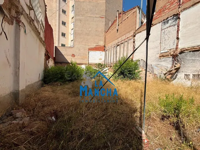 *450.000€* INMOBILIARIA LA MANCHA VENDE SOLAR EN LA ZONA CIR - foto 2
