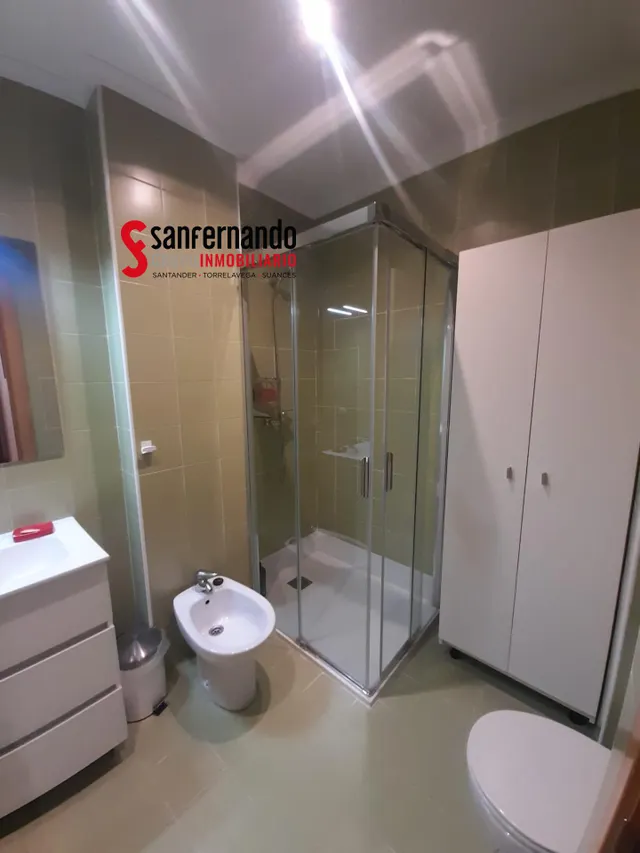 Se alquila piso de TEMPORADA de 2 habitaciones junto al Hospital Valdecilla en Santander. — 9