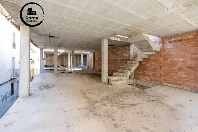 EDIFICIO EN ESTRUCTURA (358METROS CONSTRUIDOS) + PROYECTO EN - foto 4