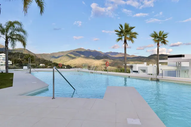 Apartamento 3 habitaciones 153m² en venta - Ojen pueblo — 38
