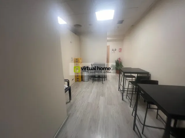 Local comercial 100m² en venta - Levante — 7