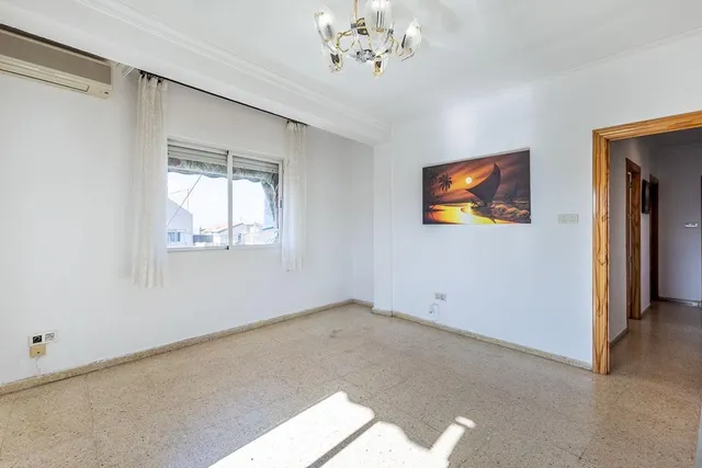 Magnífico piso ideal para invertir o para vivir sin vecinos y con vistas despejadas. — 3