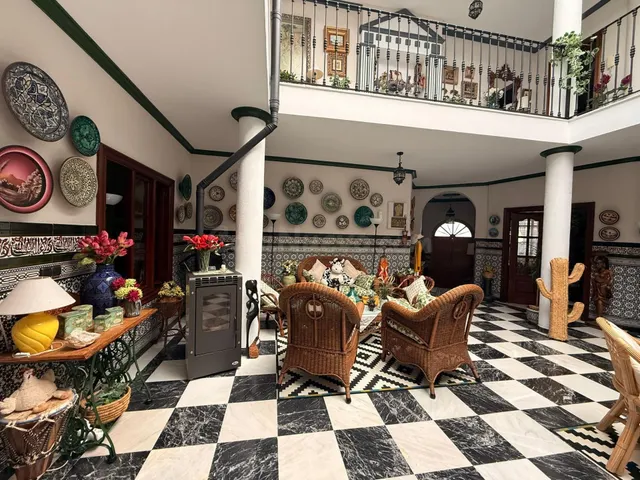 SE VENDE VIVIENDA INDEPENDIENTE CON GARAJE EN EL CENTRO DE A - foto 5