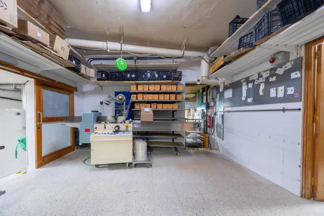 PANADERÍA HISTÓRICA CON MÁS DE 90 AÑOS DE TRAYECTORIA + VIVIENDA — 7
