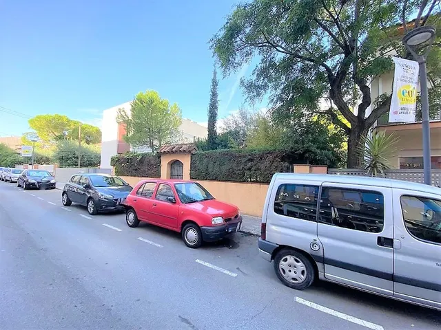 Construye el chalet de tus sueños en el Vendrell — 4