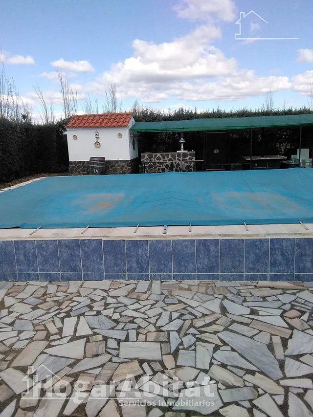 CHALET SEMINUEVO CON PISCINA, TERRAZA Y GARAJE — 11