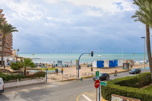Apartamento de tres dormitorios y dos baños en residencial D