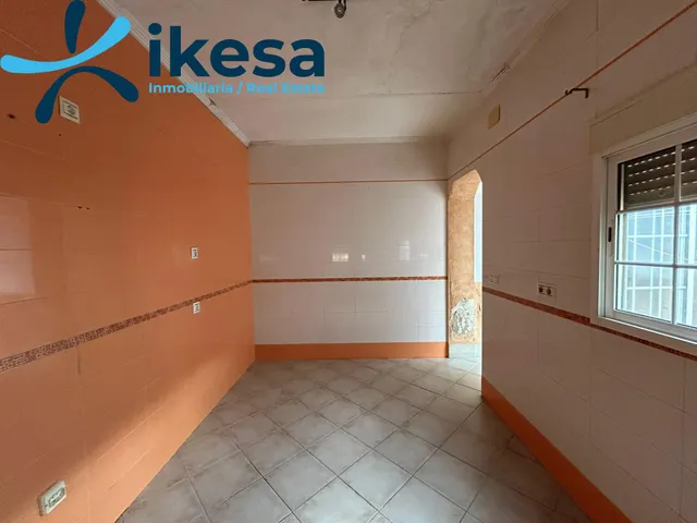 Venta de casa adosada en Tharsis, Huelva. — 11