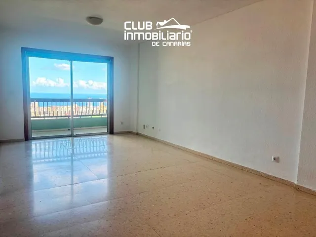 Amplio y luminoso piso de 3 habitaciones con balcón y vistas a santa cruz — 6