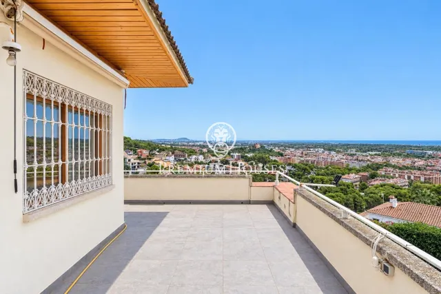 Casa independiente con vistas al mar en Montemar — 42