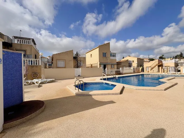 Casa 4 habitaciones 127m² en venta - Urbanización Perla del Mar — 33
