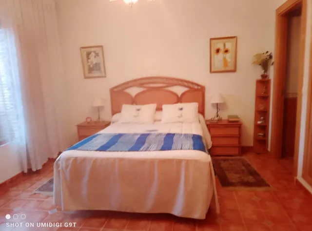 AOC VENDE ADOSADO 4 HAB, 3 BAÑOS, GARAJE Y TRASTERO — 42