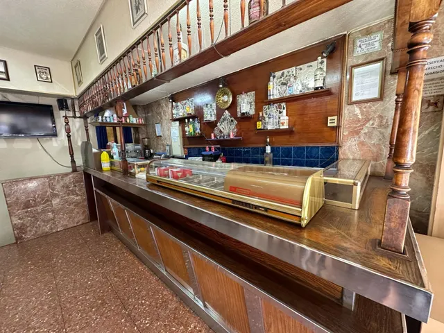 LOCAL COMERCIAL EN VENTA - foto 2