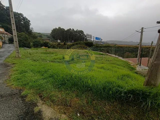 Terreno edificable en Beade (Vigo) con vistas panorámicas. — 19