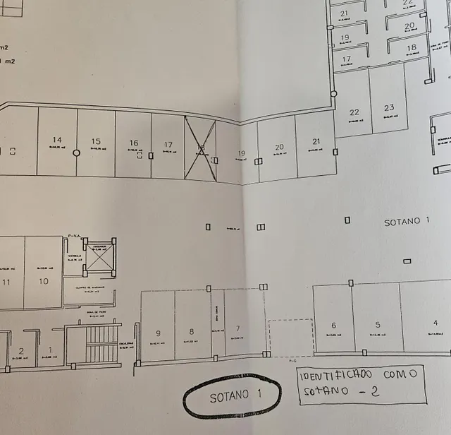 Oportunidad de Inversión: Plaza de garaje en A Patiña, Cambre — 2
