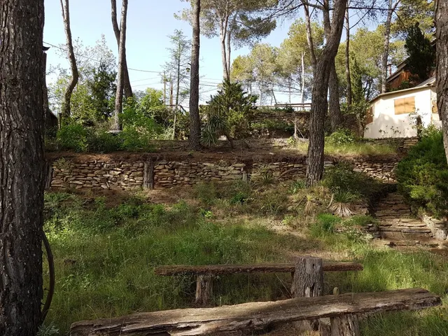 Parcela en venta en la urbanización de El Serrat — 3