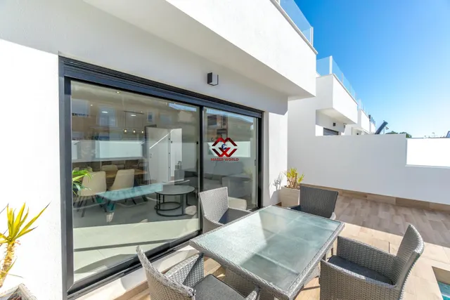 Se vende villa independiente con piscina, solárium y cocina de verano — 6