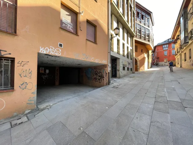 SE VENDE PLAZA GARAJE DOBLE