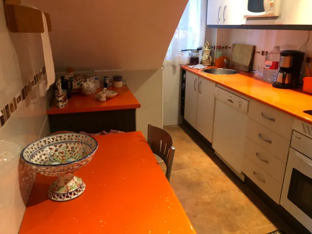 Bonita casa en el parque de abanchez de magina — 9