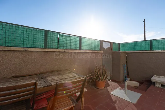 En venta Chalet adosado unifamiliar en Santovenia de Pisuerga — 2
