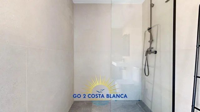 Pareado 3 habitaciones 323m² en venta - Urbanizaciones — 21
