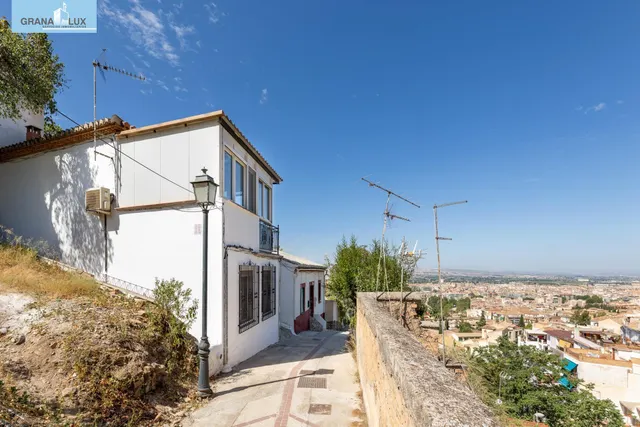 Coqueta Casa zona Barranco del Abogado con vistas a Granada - foto 2