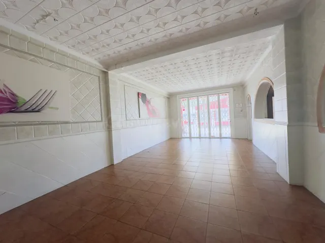 VENTA DE RESTAURANTE EN URBANIZACION DE ROQUETAS DE MAR - foto 4