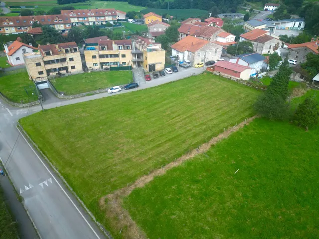 BONITO TERRENO URBANO EN UDIAS. — 5