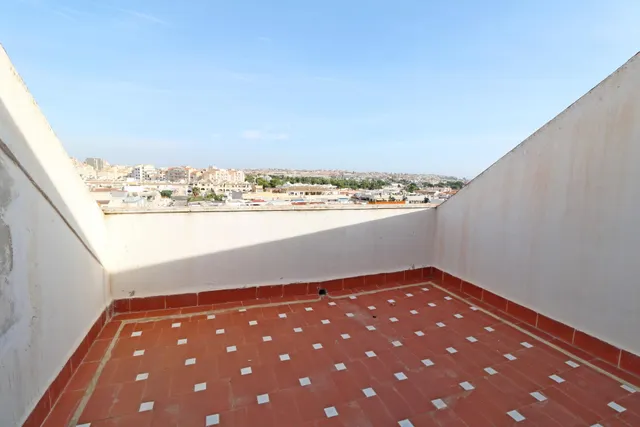 ÁTICO CÉNTRICO CON 4 TERRAZAS Y PISCINA — 22