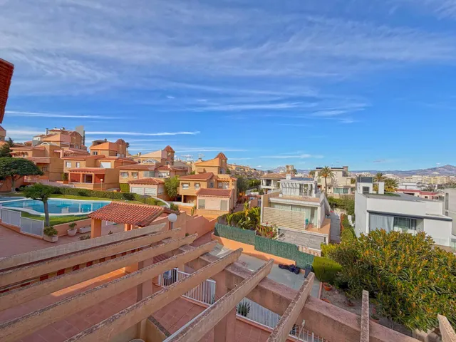 Chalet en cabo de las huertas | 480m2 | piscina | 3 plazas de garaje — 5