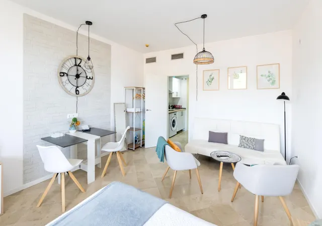 Alqluiler de Estudio reformado en Zona Serrallo✨ — 24
