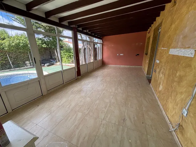 Chalet pareado para reformar con gran parcela y piscina en La Siesta / El Chaparral — 9