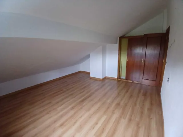 ESTUPENDA CASA  CON JARDIN EN VILLAREJO DE ORBIGO — 18