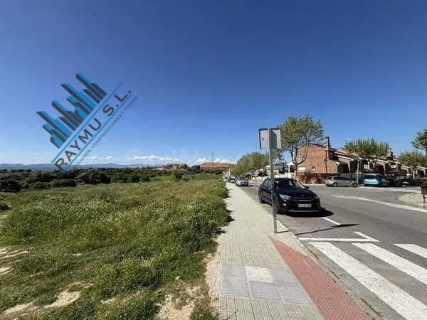 ️ CONJUNTO DE SUELOS URBANIZABLES SECTORIZADOS EN SEVILLA LA