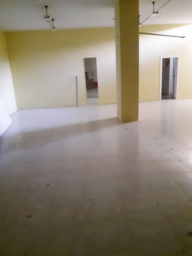 Urbis te ofrece un local comercial en venta en zona Delicias, Salamanca. — 2