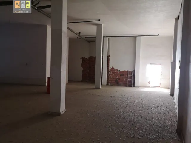 LOCAL COMERCIAL EN VILLAJOYOSA — 7