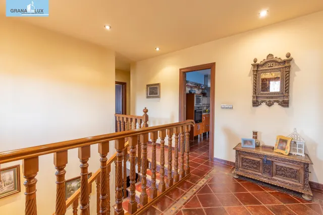 Exclusiva vivienda con piscina en Viñas del Rey — 10