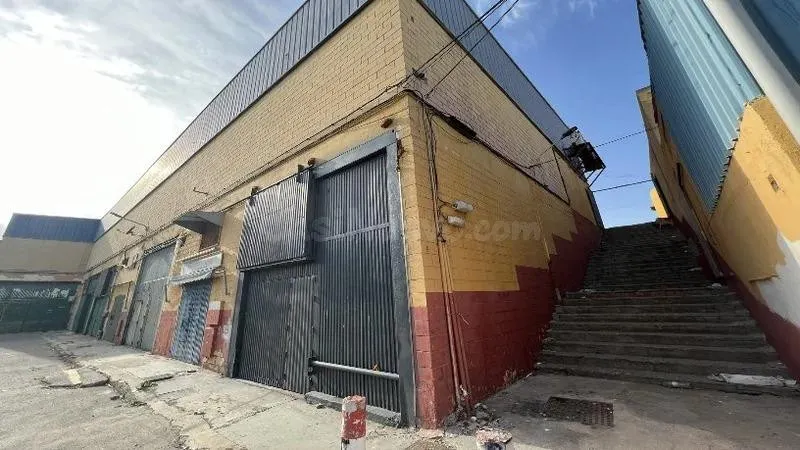 Nave industrial 430m² en venta - Ceuta